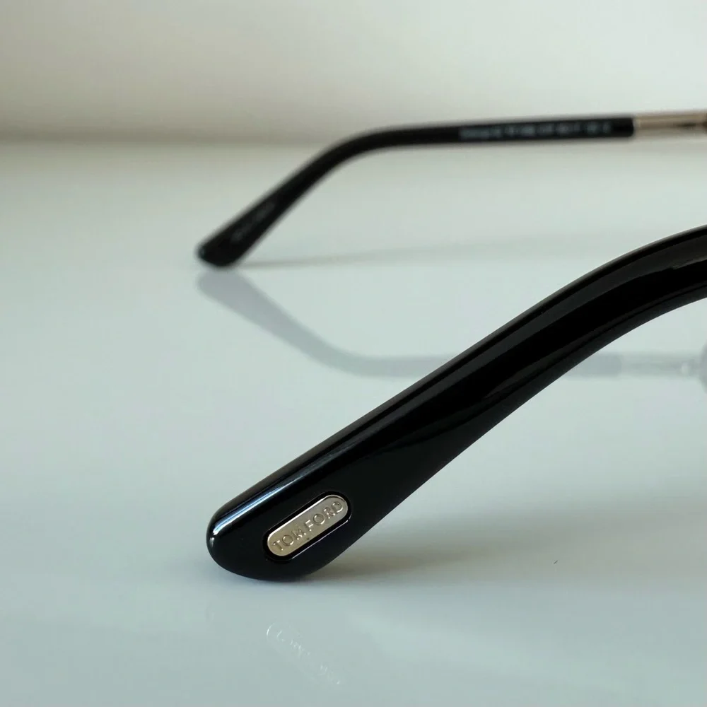 NEW!!! Tom Ford women sunglasses Solange 02 TF1089 01P Authentic